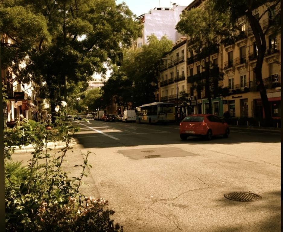 Ferienwohnung Madrid Downtown Chamberi Exterior foto